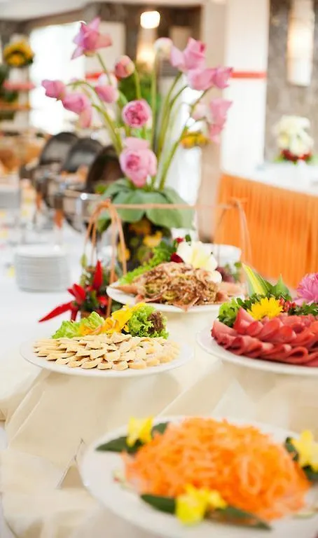 Bac Cuong Hotel Ντα Νανγκ 3*,
