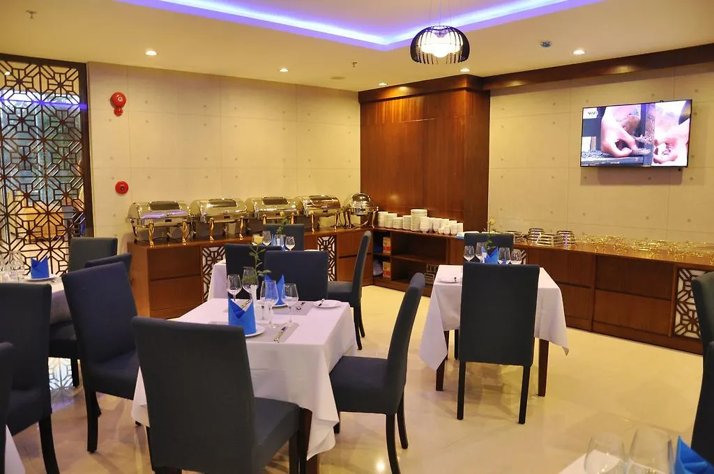 Bac Cuong Hotel Da Nang 3*,